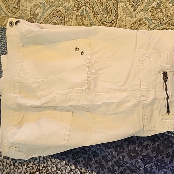 Chicos Pants - Picture 6 of 6